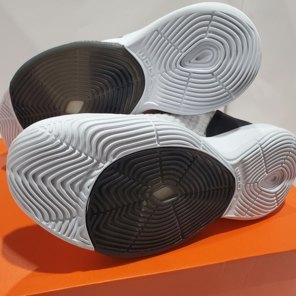 Nike Zoom Rize TB - Picture 9 of 12